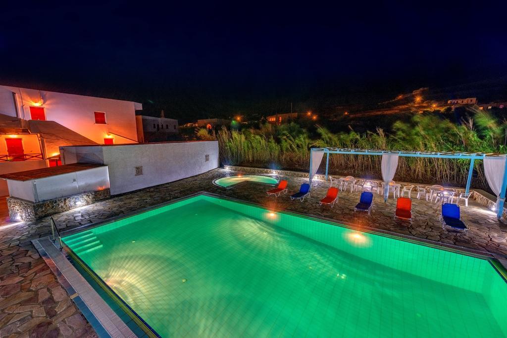 Hotel Smaragdi Apartments Vissa Екстер'єр фото