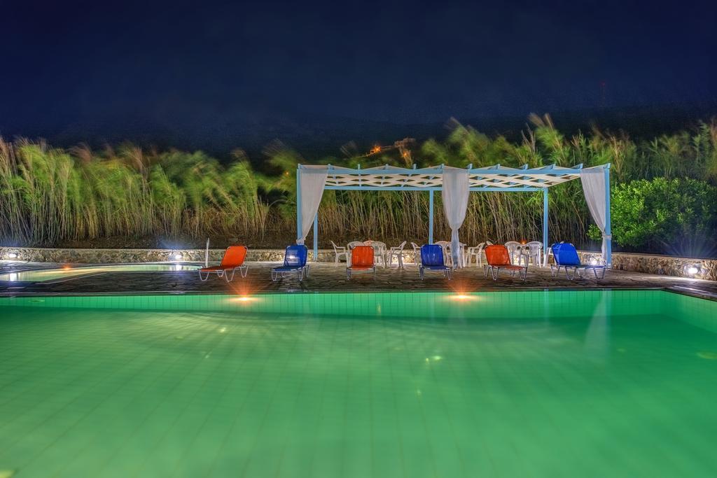 Hotel Smaragdi Apartments Vissa Екстер'єр фото