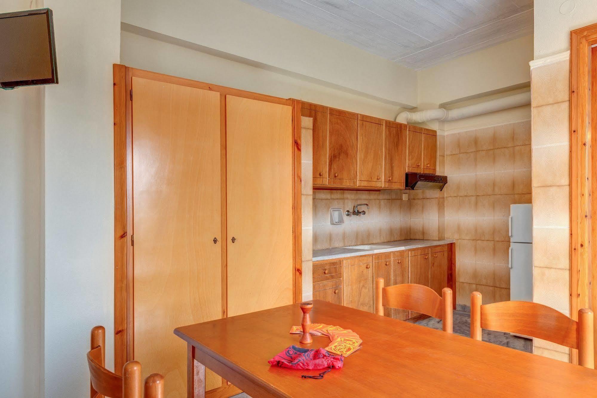 Hotel Smaragdi Apartments Vissa Екстер'єр фото