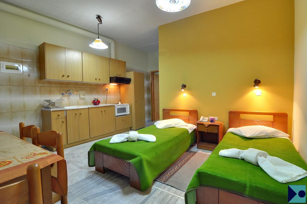 Hotel Smaragdi Apartments Vissa Екстер'єр фото